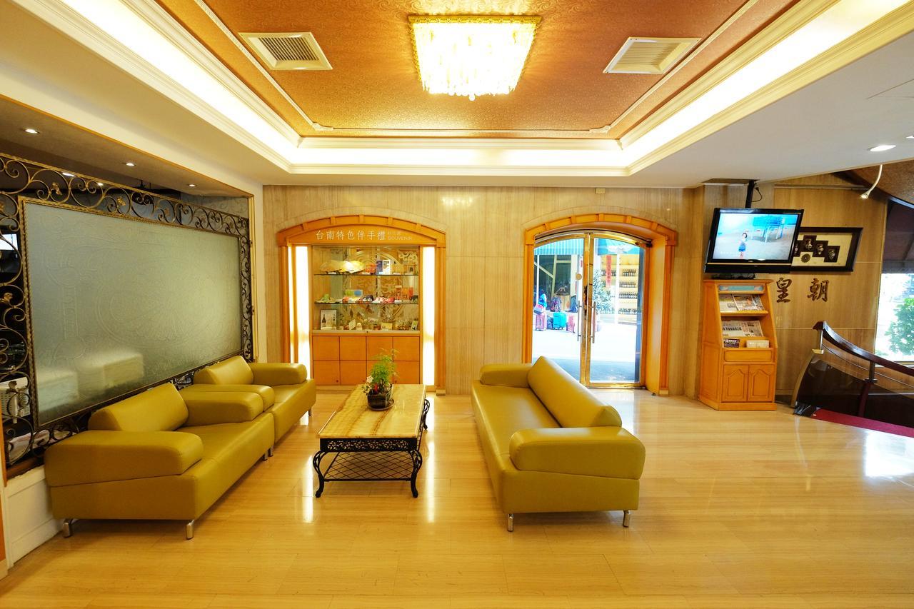 Dynasty Hotel Tainan Exterior foto