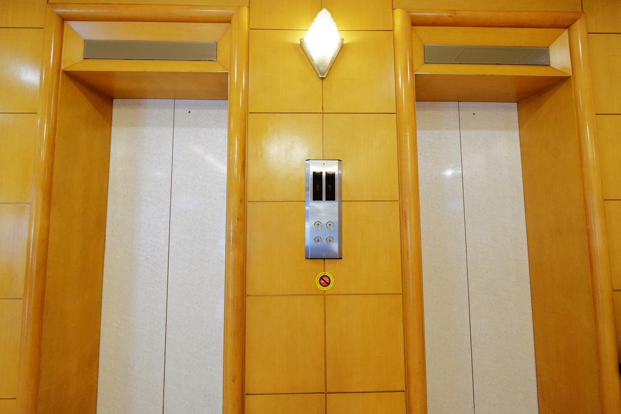 Dynasty Hotel Tainan Exterior foto