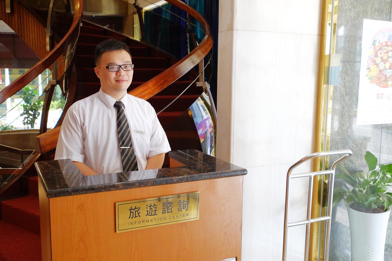 Dynasty Hotel Tainan Exterior foto